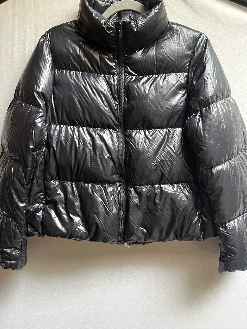 Uniqlo Ultra Light Down Shiny Black Cropped Puffer Jacket Size S